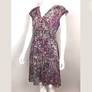 Banana Republic Women’s V-neck Dress, size 2